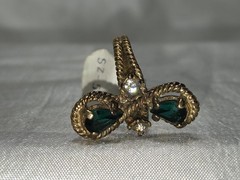Vintage NOS 18K H.G.E. Ring Size 5 Emerald Green Rhinestone Braided Rope Design