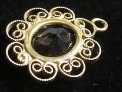 Vintage Smoky Quartz Gold Tone Filigree Pendant 7/8″ Fashion Unmarked Charm Nice