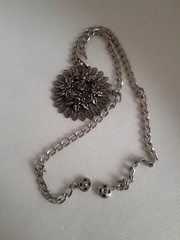 Vintage Filigree Flower 3D Pendant Lightweight Necklace W/button Clasp