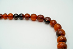 Vintage Graduated Amber Bead Necklace 17.75″ x 6mm-19mm JB29