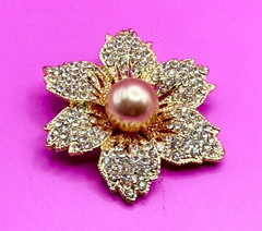 Gold Tone Rhinestones & Faux Pearl Flower Brooch Contemporary. 11