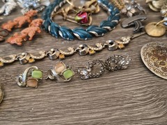 Vintage Estate Lot Designer Signed Jewelry BSK Lisner Kramer Weiss Coro + 69pc