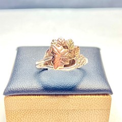 Vintage Sterling Black Hills Gold Riddles Co. Grapes & Leaves Ring Size 6.25