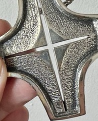 VTG Signed GUY VIDAL Modernist Brutalist Plated Pewter Cross Pendant/Necklace