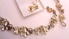 Vintage Signed Sarah Coventry Ivy Leaf Necklace Bracelet and Clip Earring Set