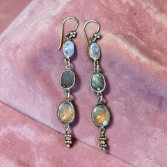 VINTAGE FACETED MOONSTONE RUTILATED & CLEAR QUARTZ LONG DROP DANGLE EARRINGS