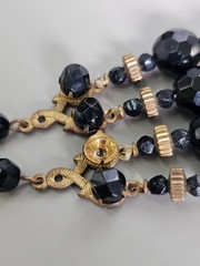 VTG Black Faceted Bead Gold Filigree Tassel Pendant Necklace Clip Earring Set