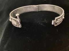 Vintage Nickel Silver Small Blossom Bangle Bracelet made in Italy 6.25”