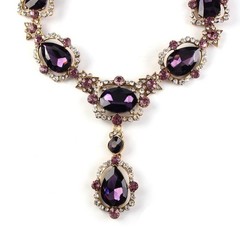 Vintage Crystal Statement Necklace Rhinestone Bib Choker for Women