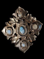 Vtg Sarah Coventry Remembrance Brooch & Clips 1968