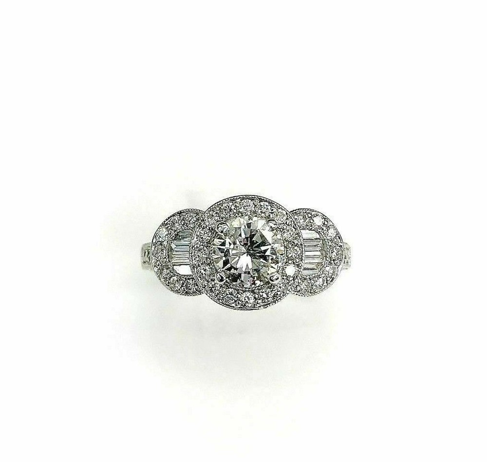 2.08cts Round Cut Diamond Halo Wedding/Anniversary Ring 18k Gold