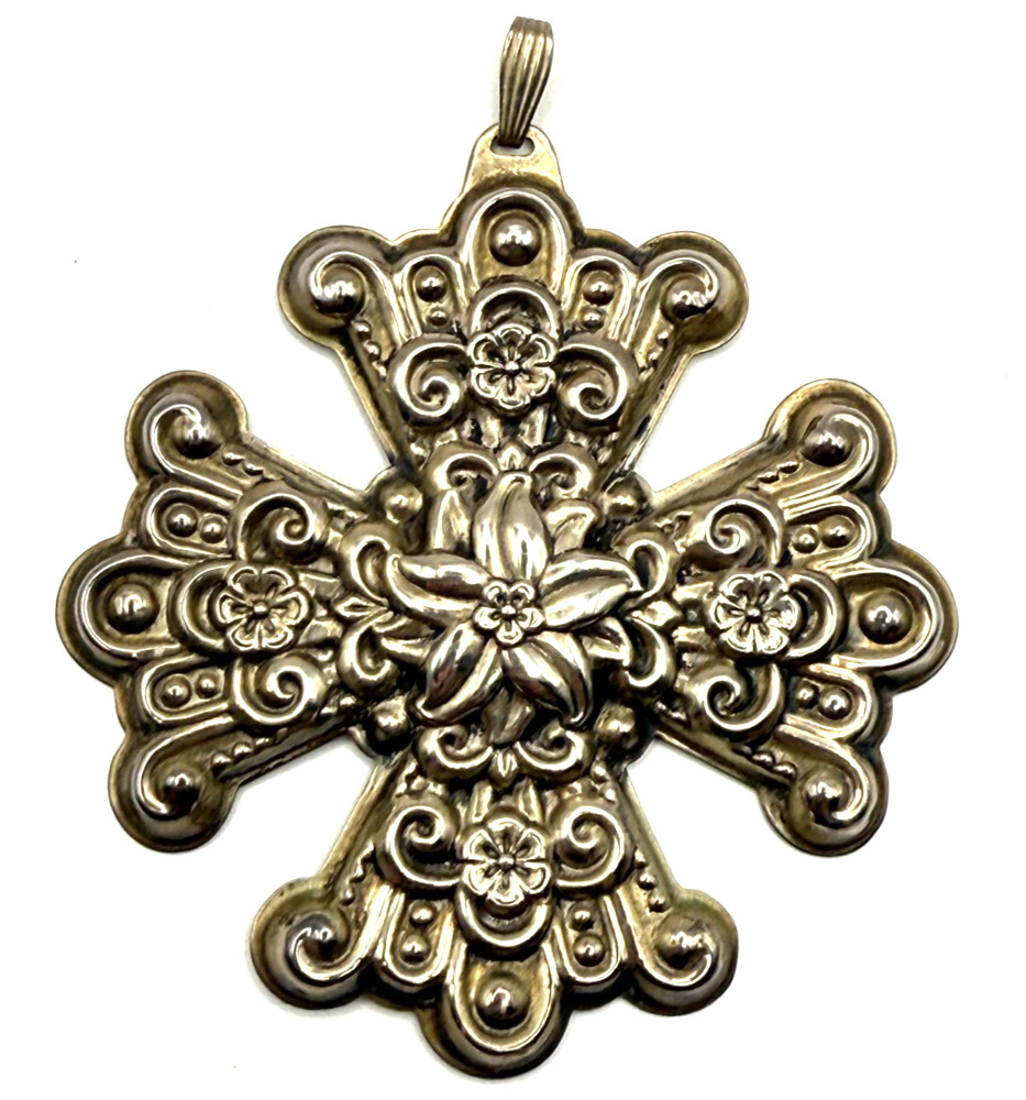 1974 Reed & Barton Sterling Large Cross Pendant Charm