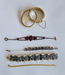Vintage Jewelry Lot 71 PC Coro Joan Rivers Lisner Trifari Many Signed
