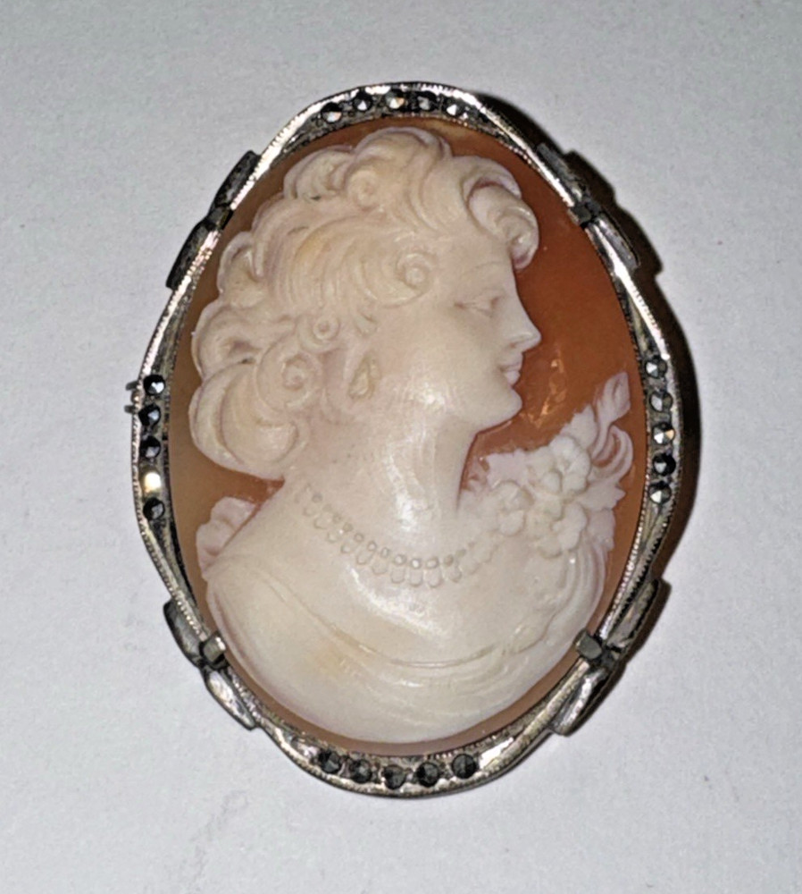 Vintage 800 Silver Cameo Brooch Pendant Marcasite Accents