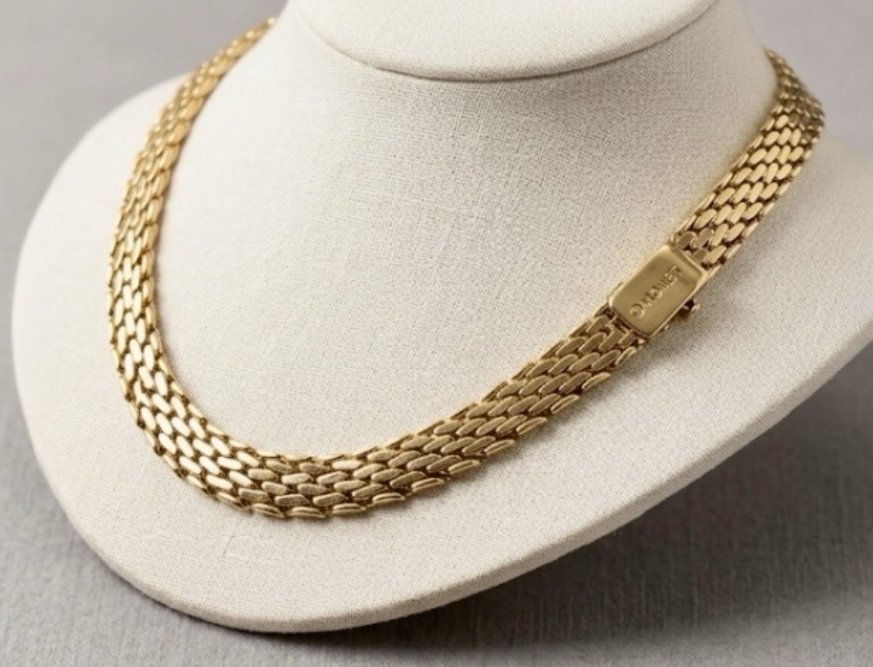 Vintage MONET Gold Tone Mesh Link Collar Necklace 16.5″ Flat Woven Choker