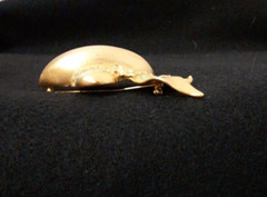 Bijoux Givenchy Vintage Woman’s Pin Brooch Brushed Gold Face Hat Runway Signed