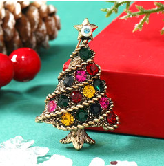 BROOCH- Christmas Tree Brooch – 3D Rhinestone