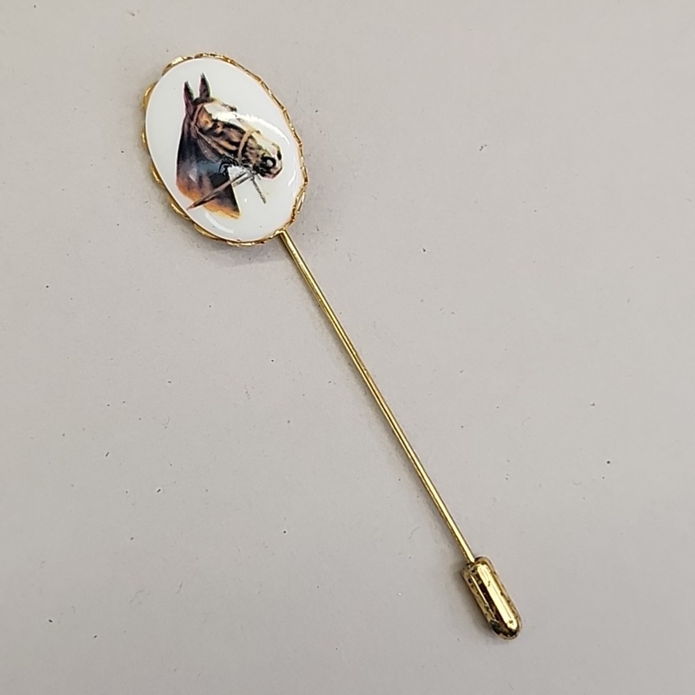 Vintage Horse Stick Pin Oval Acrylic Gold Tone 21mm