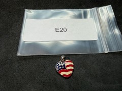 1.57g Vintage Sterling Silver 925 Heart American Flag Stars Stripes Pendant M