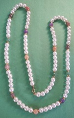 Vintage COLORFUL Acrylic & FAUX PEARL Beaded Necklace
