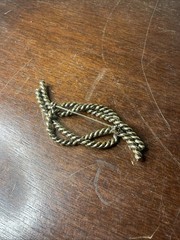 Knot Rope Pin Brooch Gold Tone Vintage