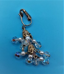 vintage clipon earrings faux pearl/clear rhinestones no brand 2″