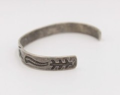 Vintage Old Pawn Navajo Sterling Silver Turquoise Cuff Bracelet Arrow Motif, 6¼”