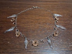 Vintage New York “Gold Dust” Glass Flower & Leaf Necklace REPAIRED See Pics/Desc