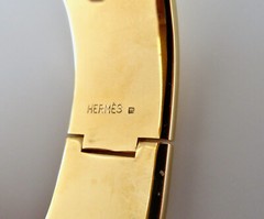 Vintage Oval Hermes 18K Gold Plated Loquet Clic Clac Bracelet Fan Enamel Design
