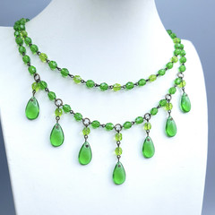 Green Necklace 18” Vintage Glass Czech Beads Women`s Jewelry Art Deco Style