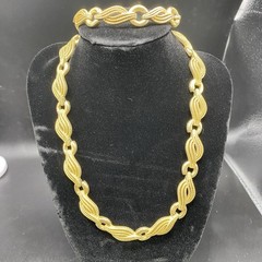 Vintage Crown Trifari Heavy Gold Plate Twisted Ribbon Link Necklace Bracelet Set