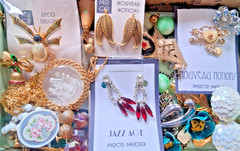 NICE Lot All Vintage Jewelry Wear Rhinestone Metal Untested Small Flat Rate Lbs