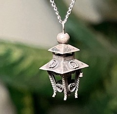 VTG Ornate Sterling Silver Chinese Lantern Pagoda Birdcage Pendant Necklace 925