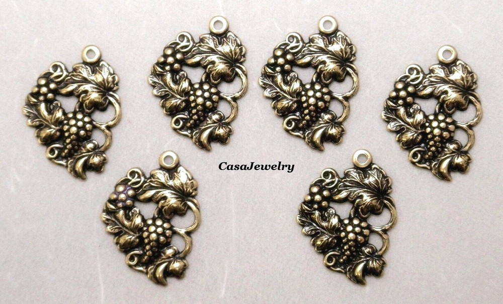 #0442 ANTIQUED GOLD GRAPE & LEAF W/TOP HANG RING – 6 Pc Lot