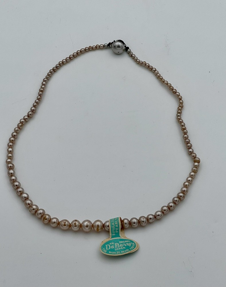 Vintage Du Barry JAPAN Simulated Pearl necklace with Original Tag Cocktail Style