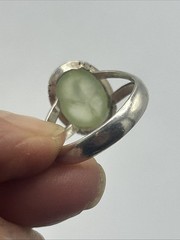 Vtg Sterling Silver 925 Oval Green Cabochon Prehnite Gemstone Ring size 10