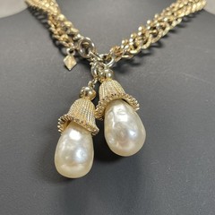 Vintage Sarah Coventry Fashion Parade Gold Tone Chain Faux Pearl Tassel Necklace