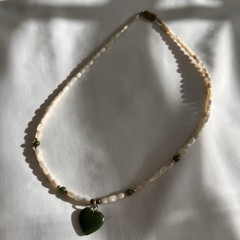 Vintage Mother of Pearl Jadeite Bead Estate Necklace Green Stone Heart Pendant