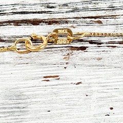 Vintage 14K Yellow Gold Thin .6mm Box Chain Link Necklace 21.5″ Staple Classic