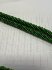 VTG 1920’S STYLE FLAPPER NECKLACE w-green GLASS MICRO BEADS LARIAT-TASSELS 45″