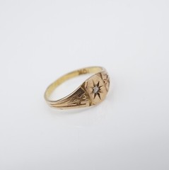 Vintage 10k Diamond Yellow Gold Pinky Baby Ring Size 0.5 Petite Star RG4646