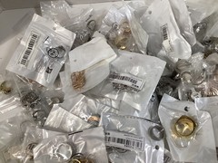 3lb Unsorted Modern Costume Rings Jewelry (M/F) Many Sizes Designs