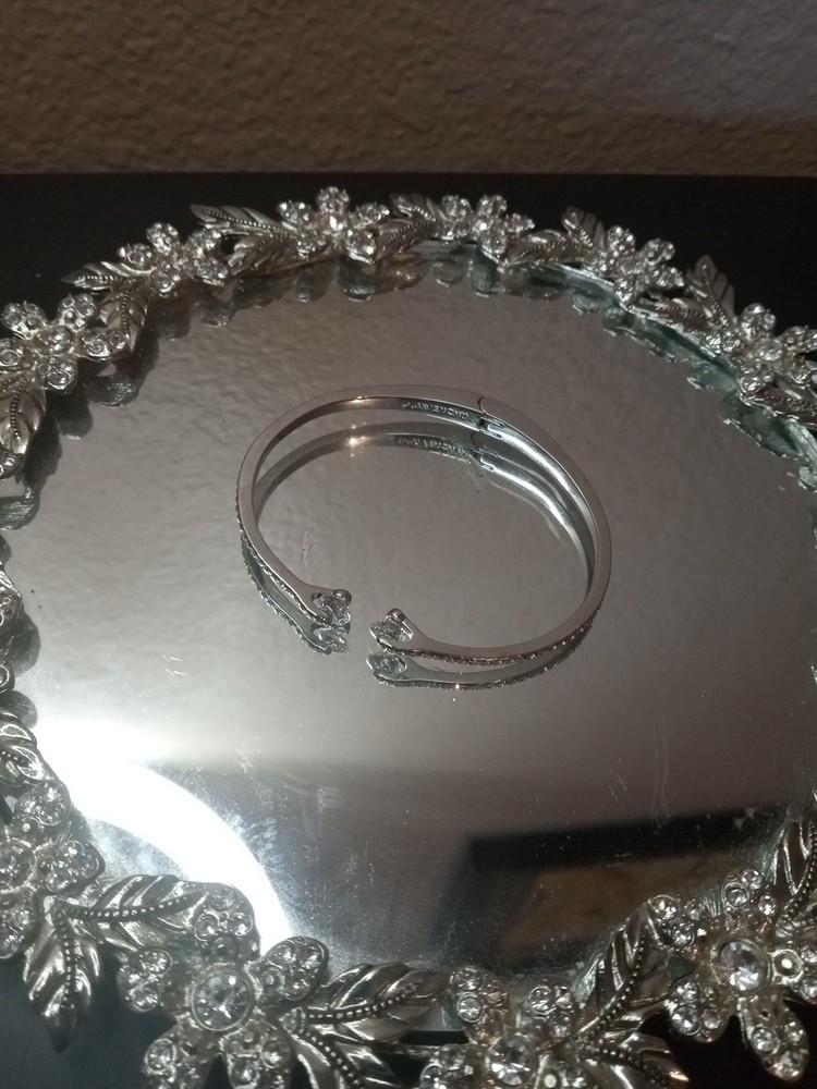 EXQUISITE Signed Givenchy 3″ Stretchable Chrome & Rhinestone Bracelet