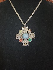 Vintage Scottish Thisel Pendent With Natural Stones 12 In Chain Signed Jacobite
