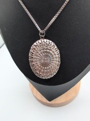 Vintage Filagree Double Locket Lucite Sea life Theme Silver Tone Necklace