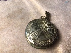 Vtg Silver Toned 3D MERMAID Iradescent Stone Locket Has Patina pre-owned