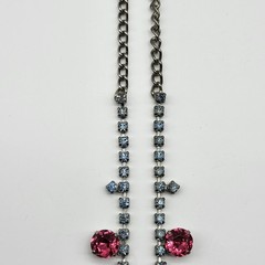 Stunning Vintage Rhinestone Necklace Pink Blue stones unsigned estate pinup