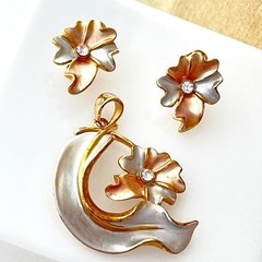 Vintage Tropical Rare Pendant Earrings Set Signed EB Estee Lauder Promo 1990s