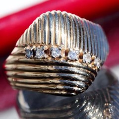 14k yellow gold ring 0.15ct natural diamond size 7 dome handmade vintage 6.9gr