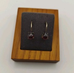 Vtg 24k Gold Plated Sterling Silver 925 Facets SF Garnet Drops 2.25g
